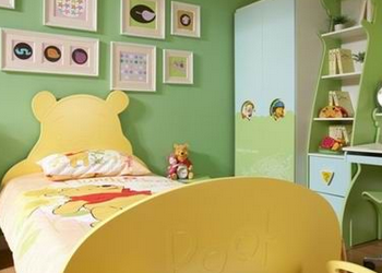 bed placement in children's room